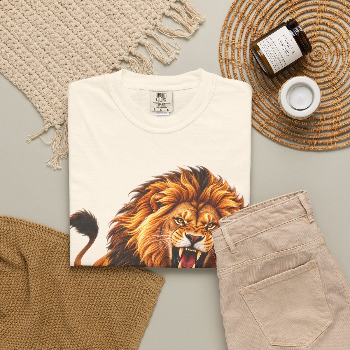 Roaring Lion Graphic T-Shirt — Bold Vintage Animal Tee