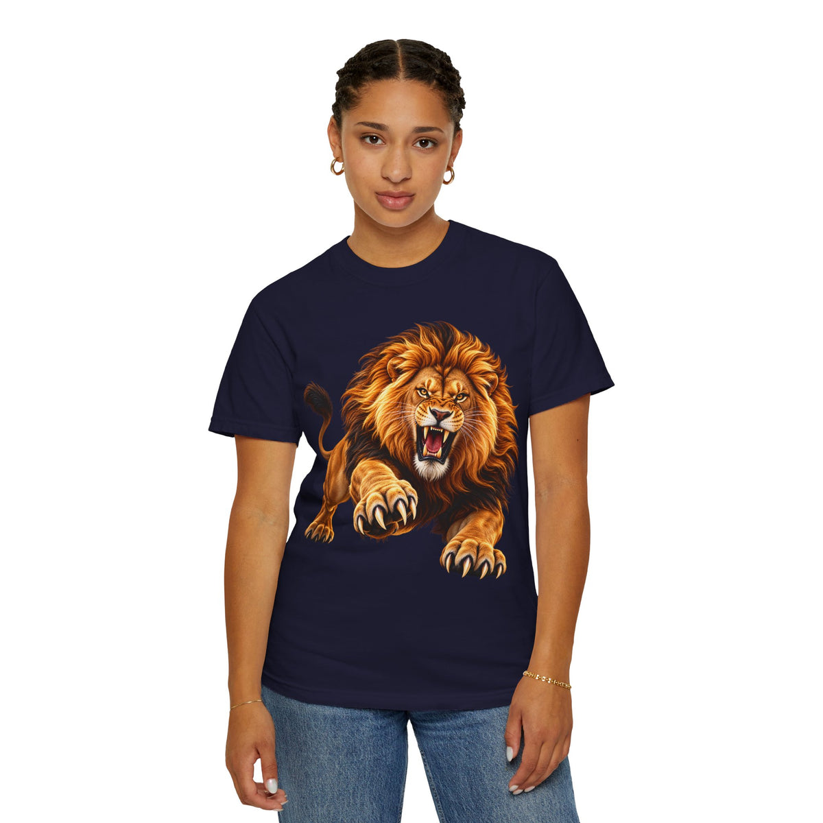 Roaring Lion Graphic T-Shirt — Bold Vintage Animal Tee