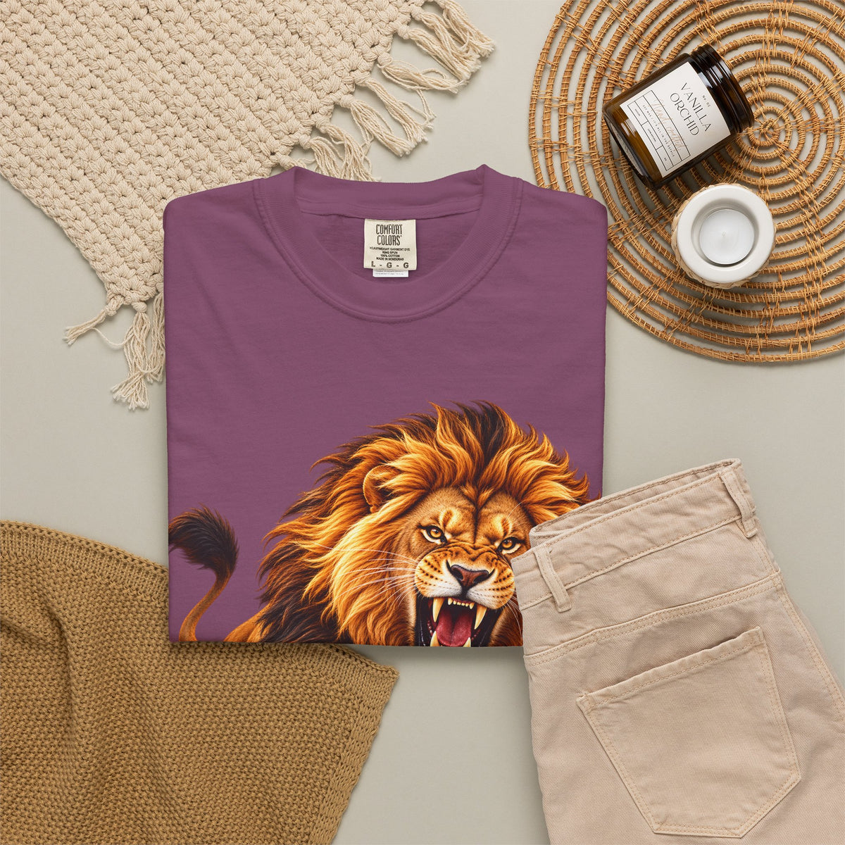 Roaring Lion Graphic T-Shirt — Bold Vintage Animal Tee