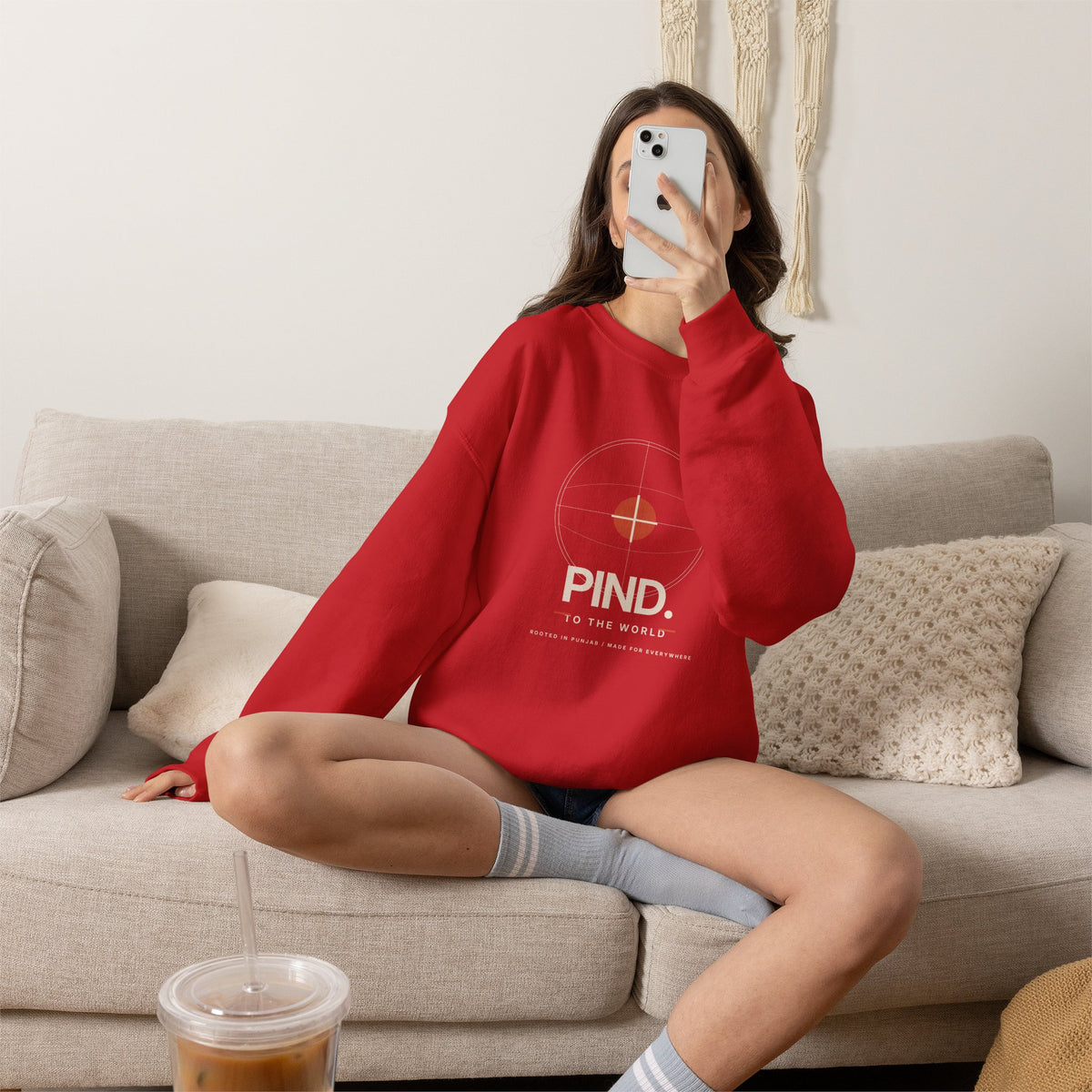 Minimalist 'PIND' Logo Crewneck Sweatshirt