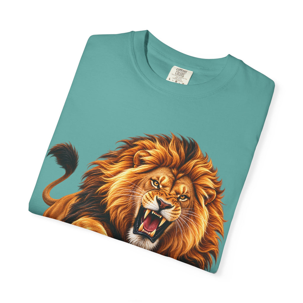 Roaring Lion Graphic T-Shirt — Bold Vintage Animal Tee
