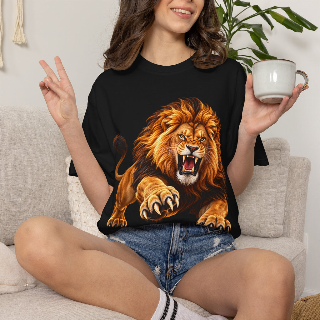 Roaring Lion Graphic T-Shirt — Bold Vintage Animal Tee