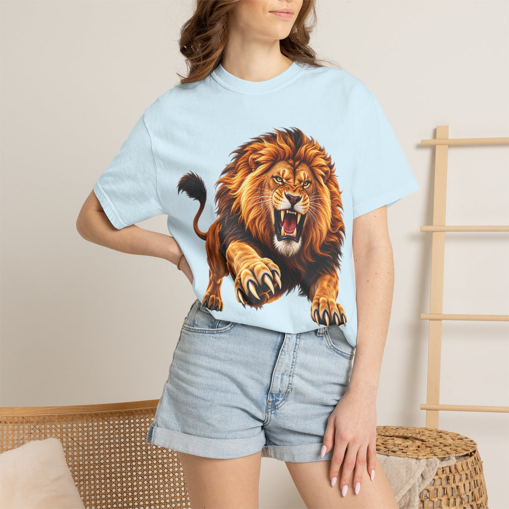 Roaring Lion Graphic T-Shirt — Bold Vintage Animal Tee