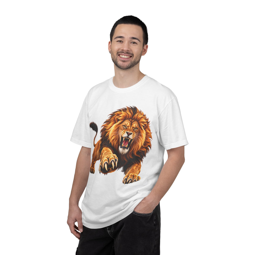 Roaring Lion Graphic T-Shirt — Bold Vintage Animal Tee