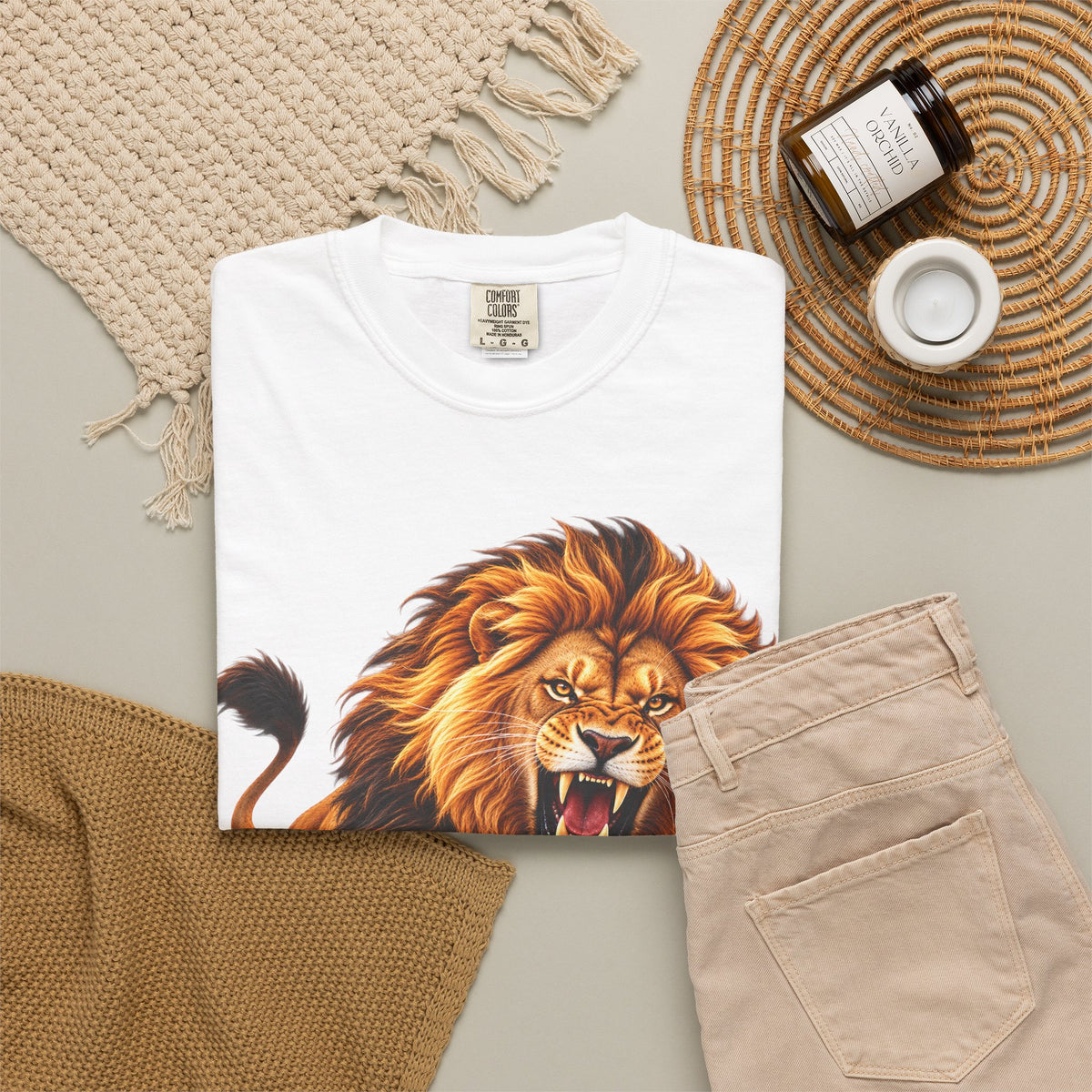 Roaring Lion Graphic T-Shirt — Bold Vintage Animal Tee